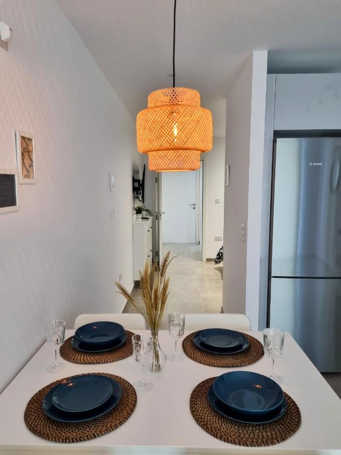 Brand New - Massive Studio - E1 - Self Catering غيبرالتار المظهر الخارجي الصورة